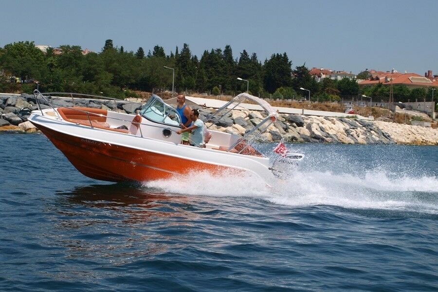 ANIL MARİN 6.80 OPEN FİBERGLASS TEKNE (KONSOL İÇİ KAMARA)