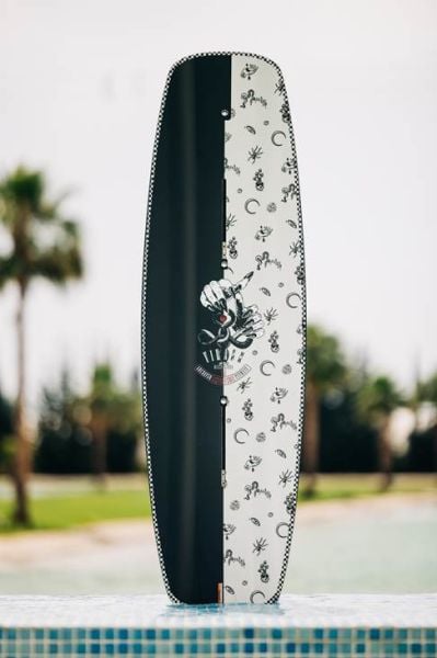 LIQUID FORCE VIRAGO WAKEBOARD (PARK SERIES)