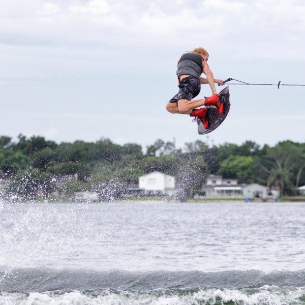 OBRIEN INFUSE BLK/RED 6-8 WAKEBOARD BAĞLAMA