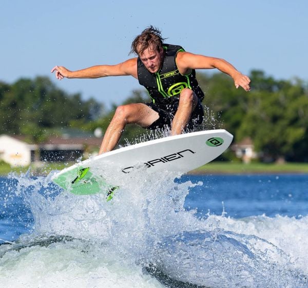 O'BRIEN ENVOY WAKESURF BOARD